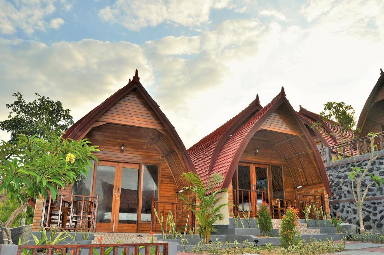 Surya Chandra Beach Bungalow Batununggul Eksteriør bilde