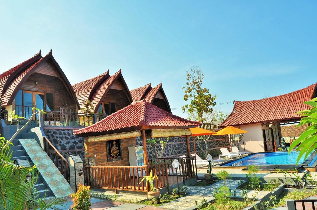 Surya Chandra Beach Bungalow Batununggul Eksteriør bilde