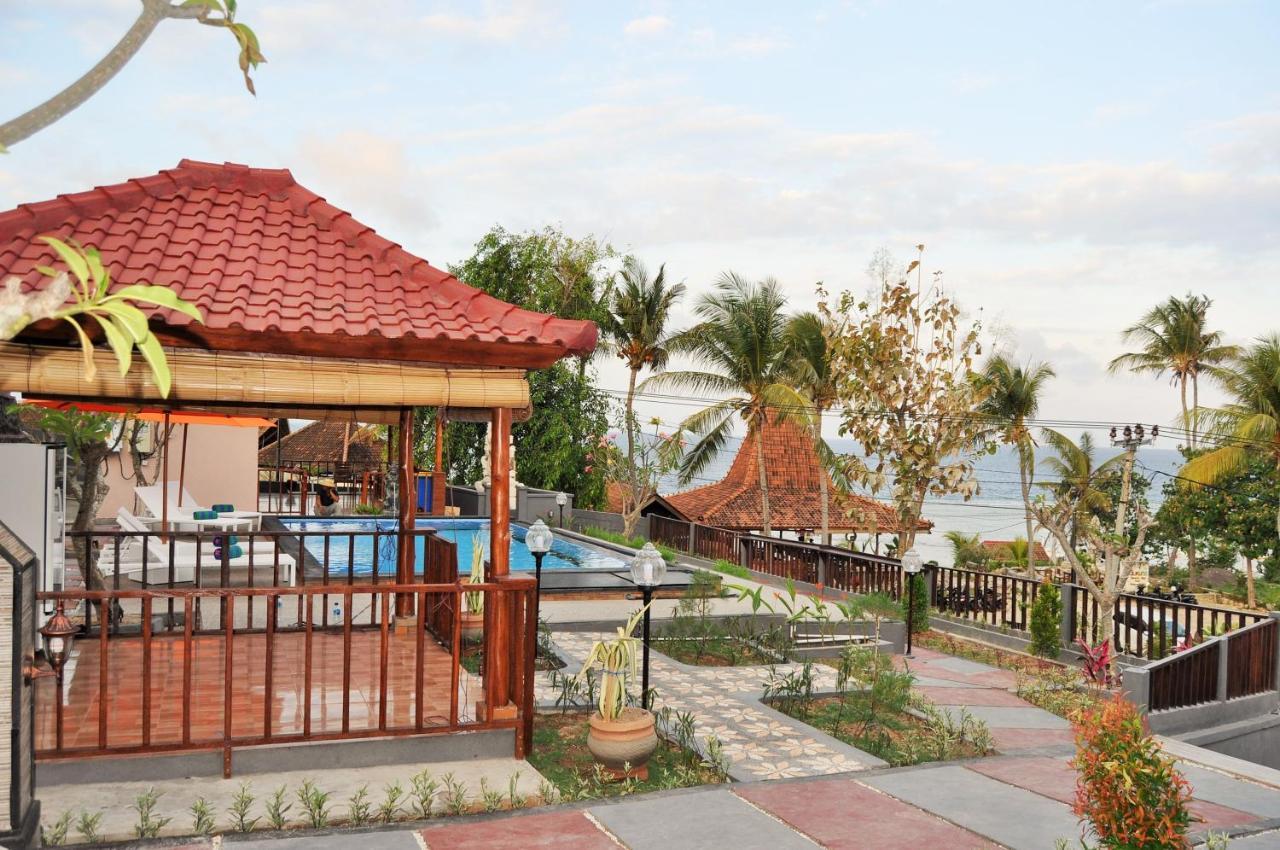 Surya Chandra Beach Bungalow Batununggul Eksteriør bilde