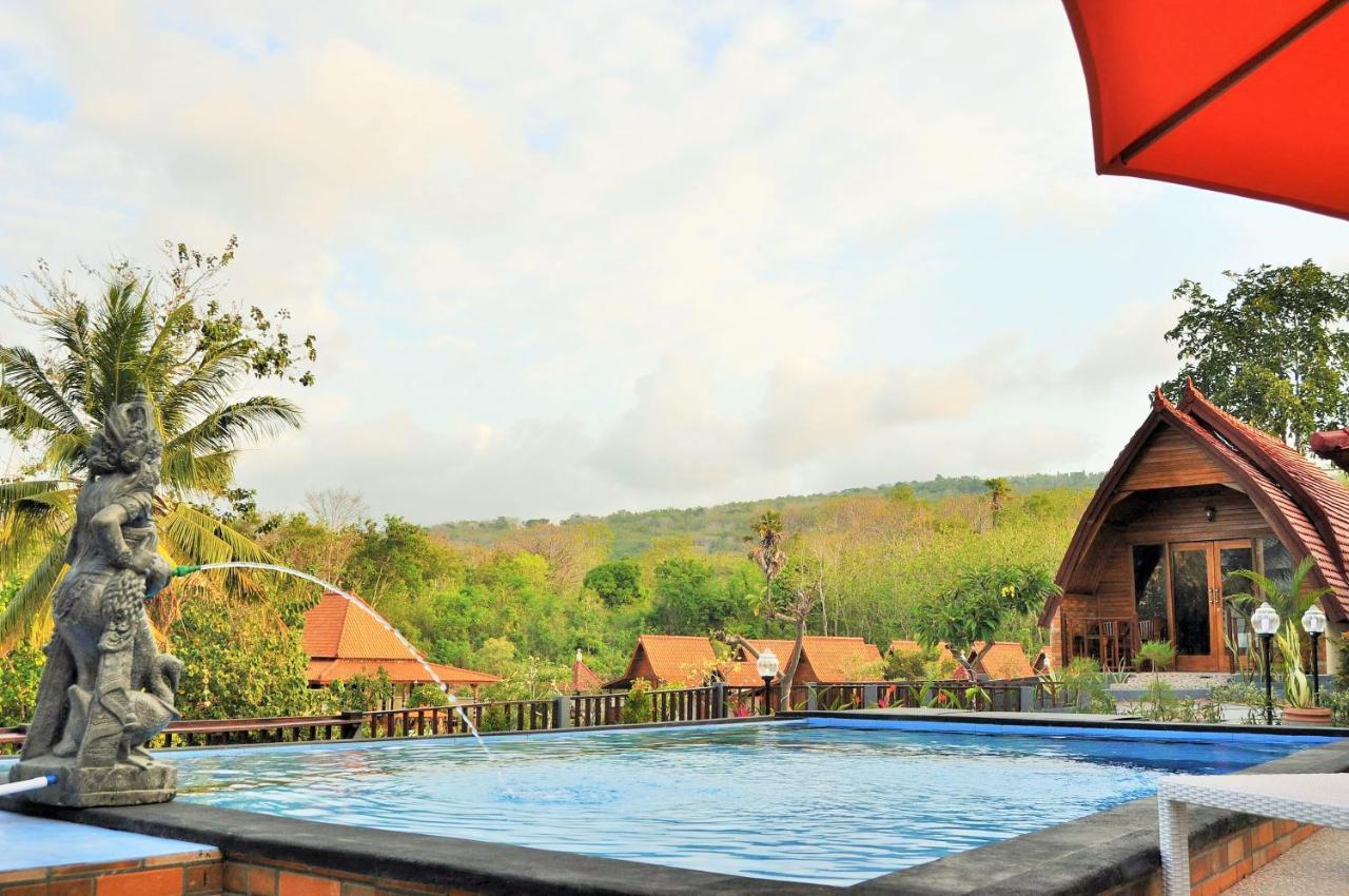 Surya Chandra Beach Bungalow Batununggul Eksteriør bilde