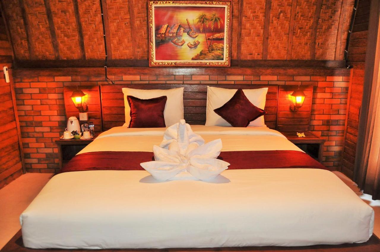 Surya Chandra Beach Bungalow Batununggul Eksteriør bilde